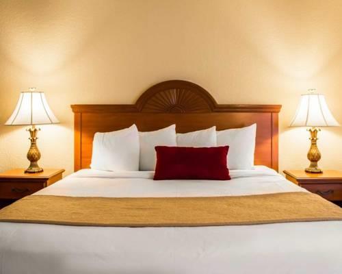 Quality Hotel Beach Resort in Clearwater Beach FL 64