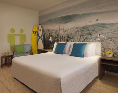 Postcard Inn On The Beach in St Pete Beach FL 29