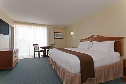 Howard Johnson Resort Hotel  St. Pete Beach Fl in St Petersburg FL 13