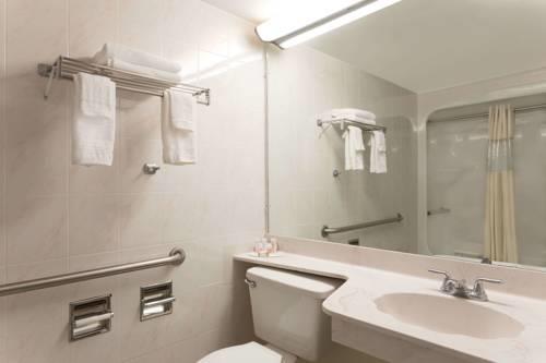 Howard Johnson Resort Hotel  St. Pete Beach Fl in St Petersburg FL 42