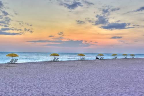 Sunset Vistas 2Bedroom Beachfront Suites in Treasure Island FL 33