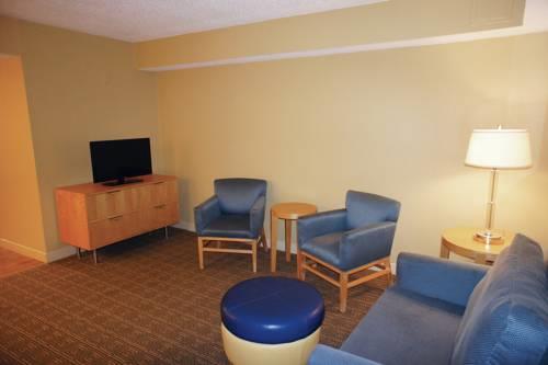 La Quinta Inn  Suites Sarasota in Sarasota FL 74