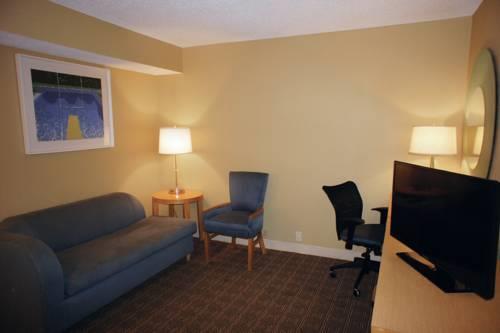 La Quinta Inn  Suites Sarasota in Sarasota FL 78