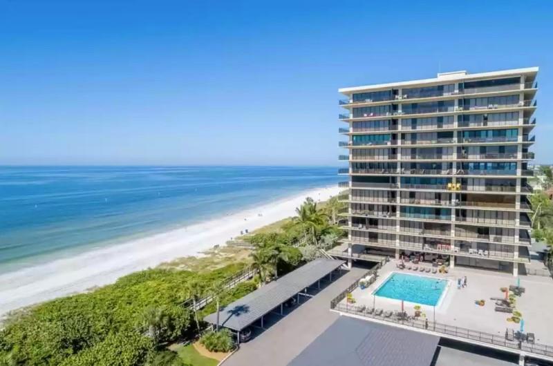 Mansions by the Sea on Treasure Island in the Gulf Coast Florida