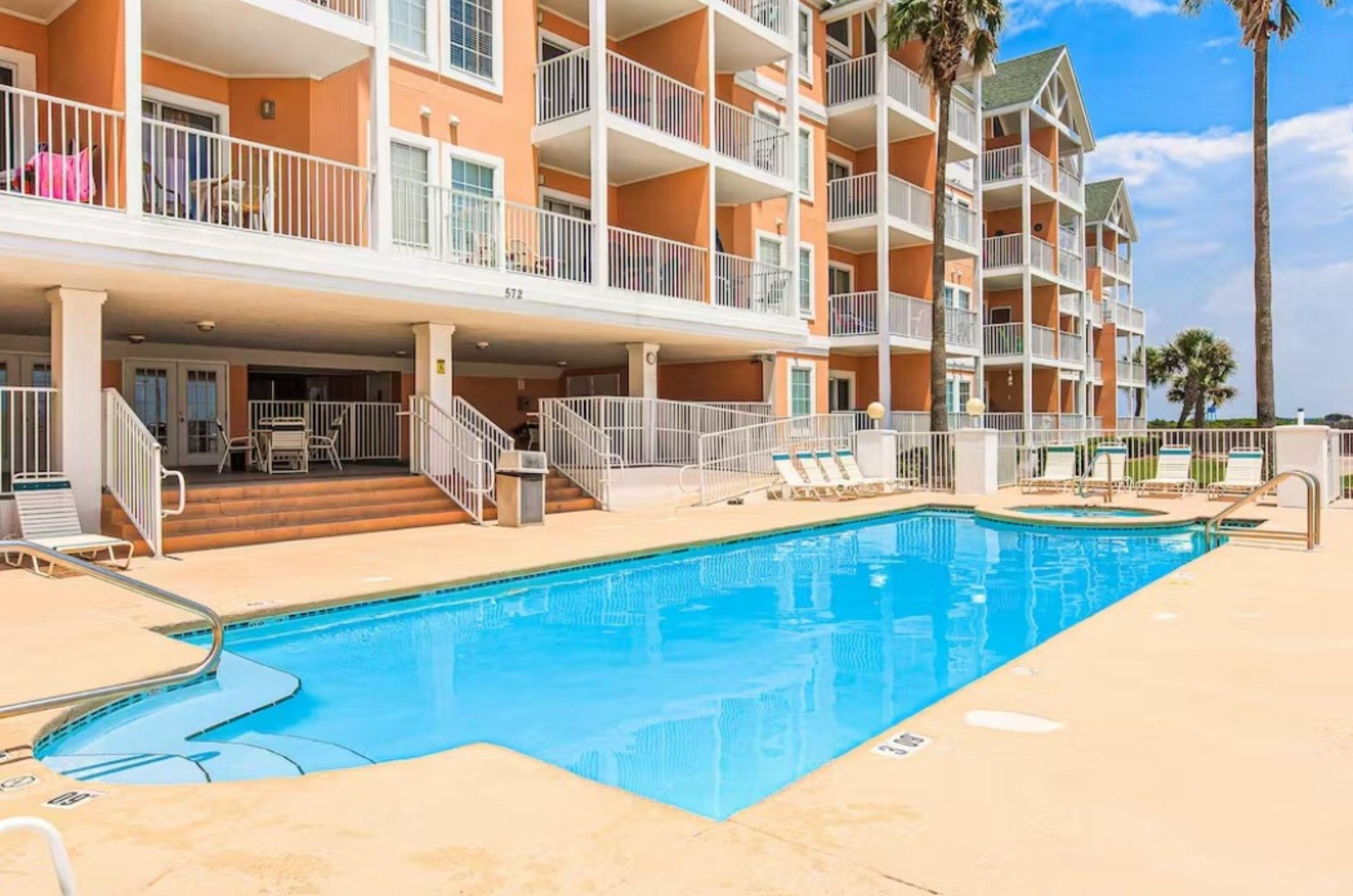 476468 Grand Beach Resort  1798 0 202312 5139