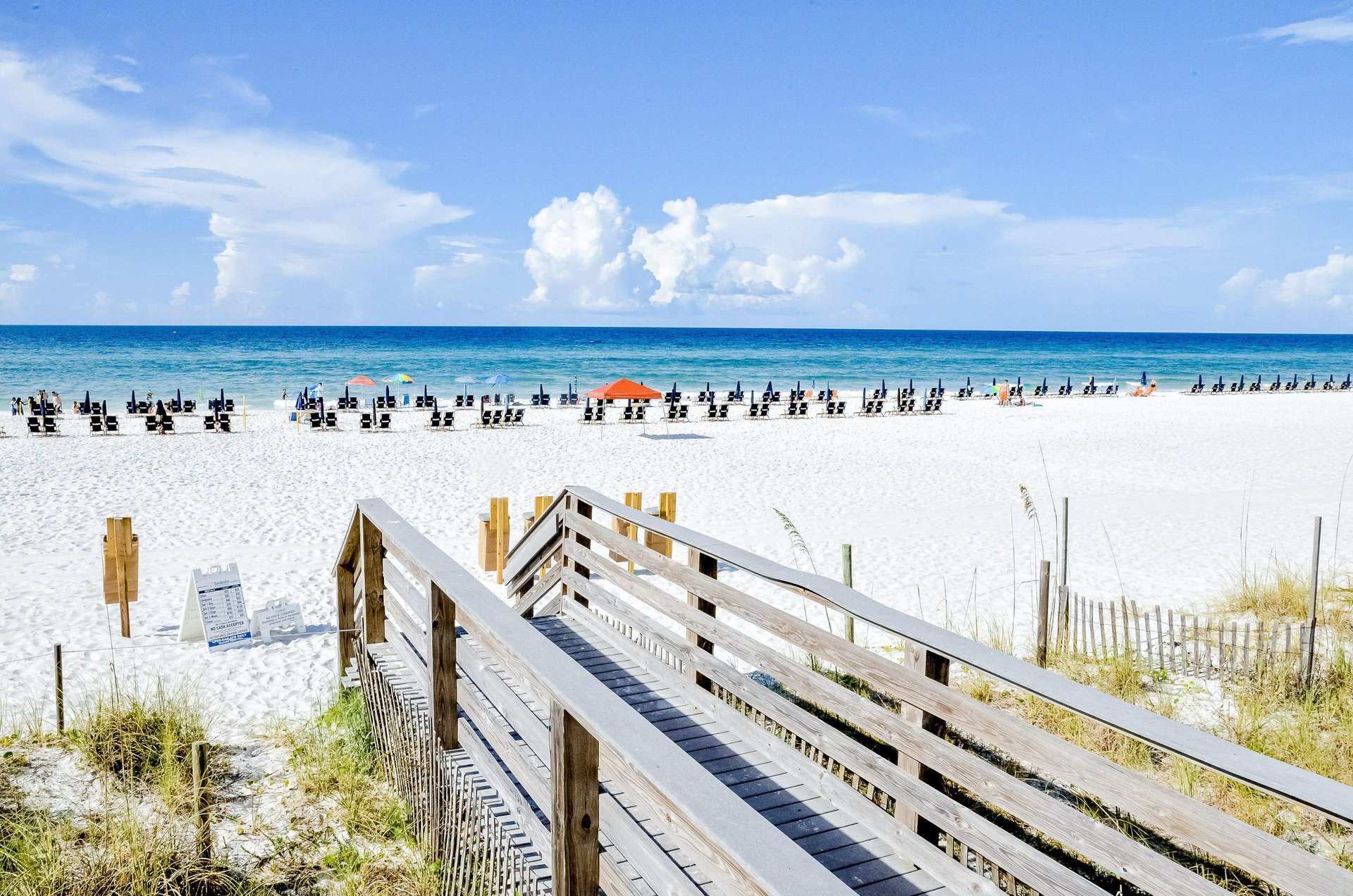 Private boardwalk to the beach