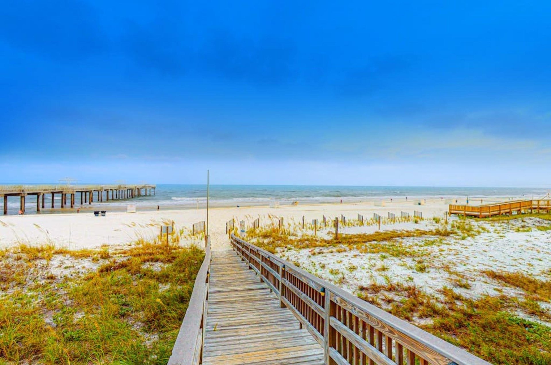 Emerald Skye features direct access to pristine beaches