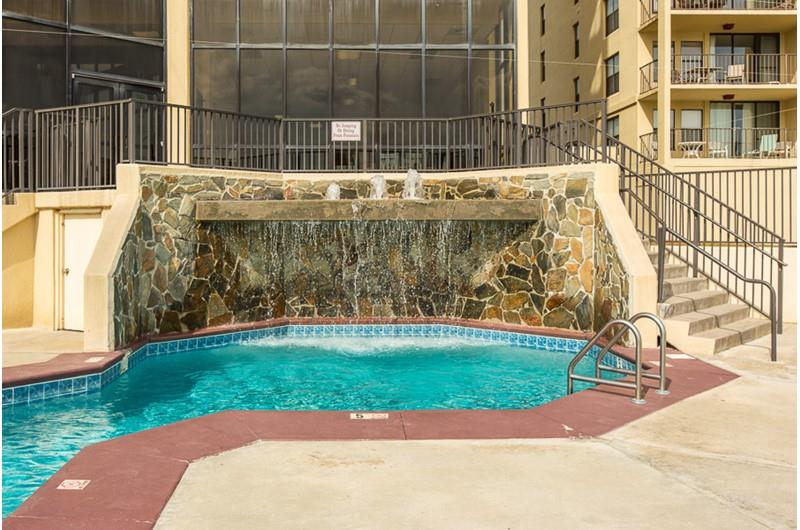 Lovely pool fountain at Phoenix I in Orange Beach Alabama