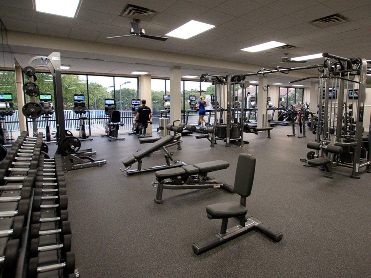 477019 Topsl Tennis Village  1880 0 202310 51310