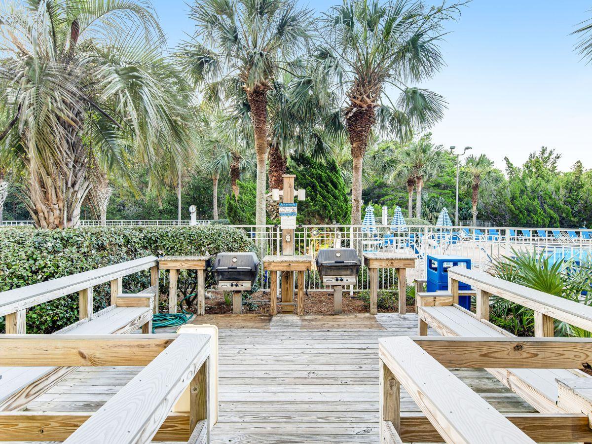 477028 Topsl Tennis Village  1880 0 202310 51319