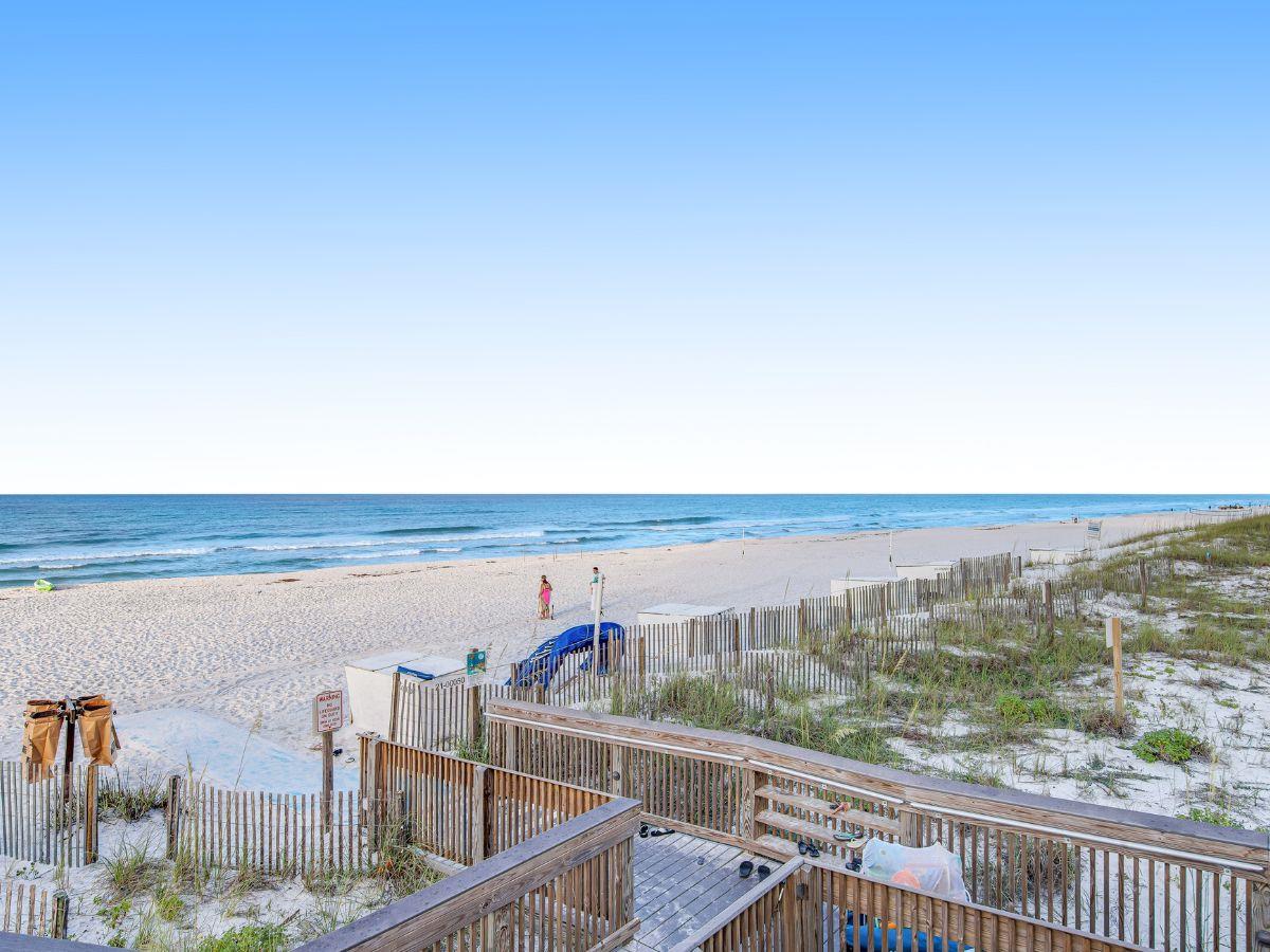 477031 Topsl Tennis Village  1880 0 202310 51322