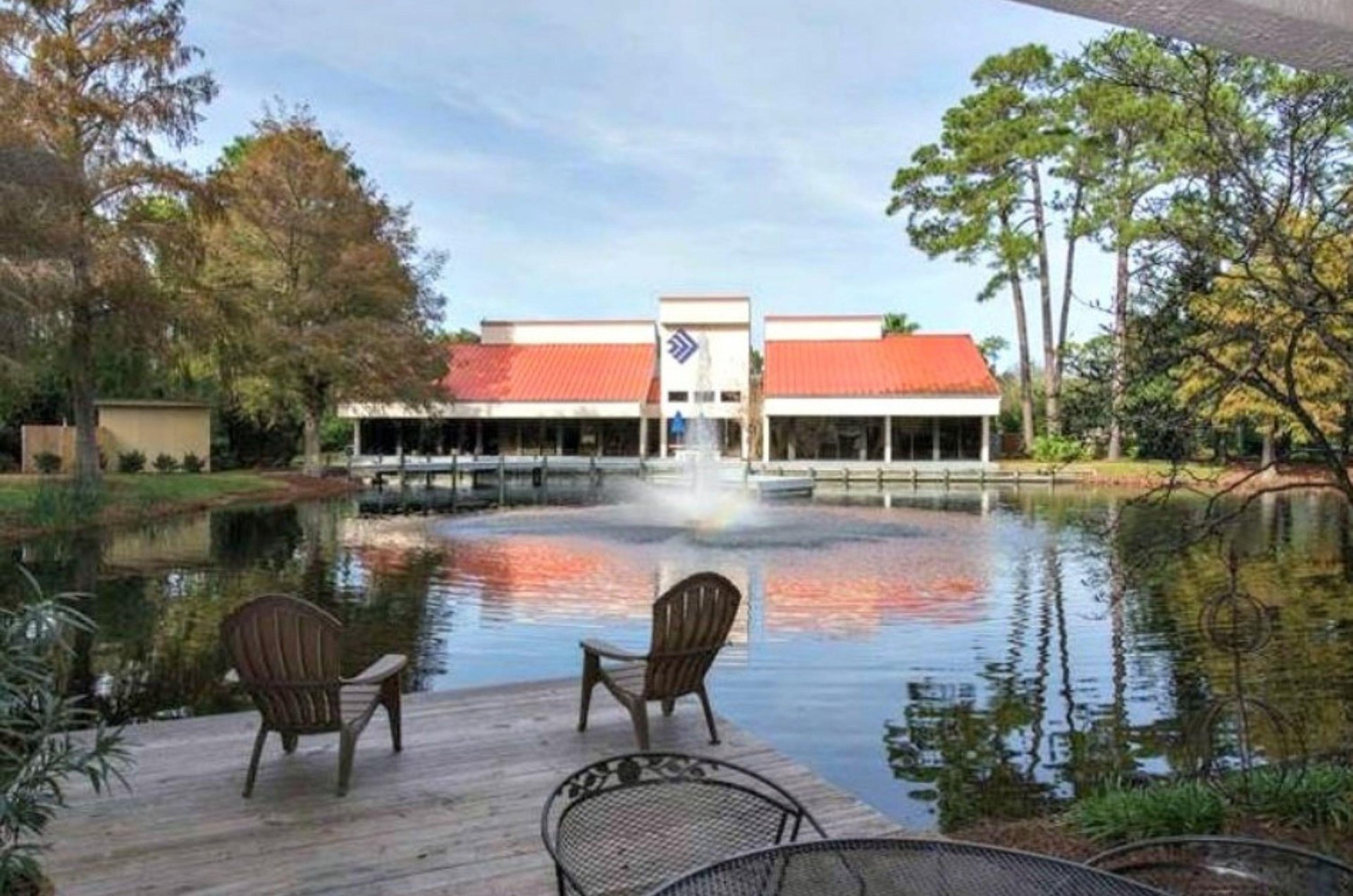 477036 Topsl Tennis Village  1880 0 202310 51329