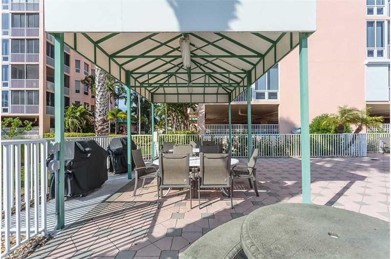 Grill dinner with the family at Palm Harbor in Fort Myers Beach FL