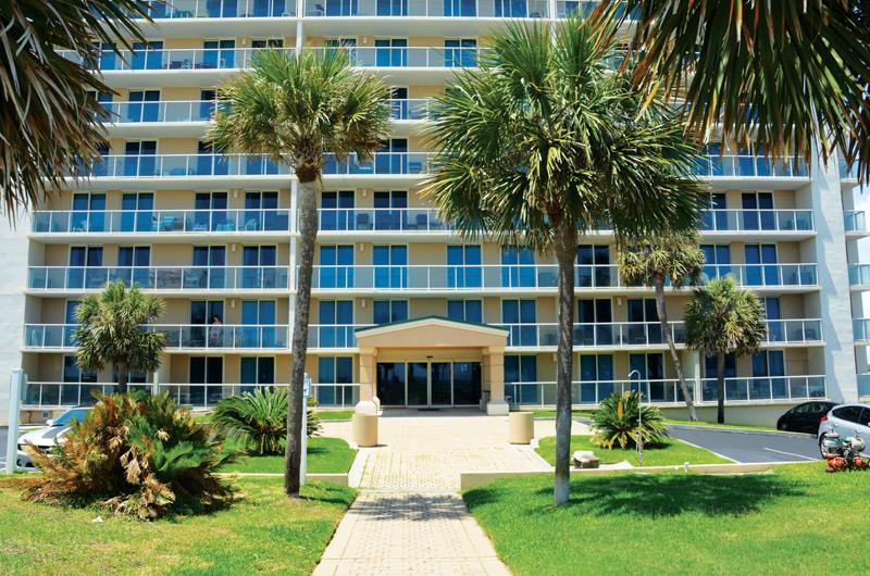 Sabine Yacht  Racquet Club in Pensacola FL