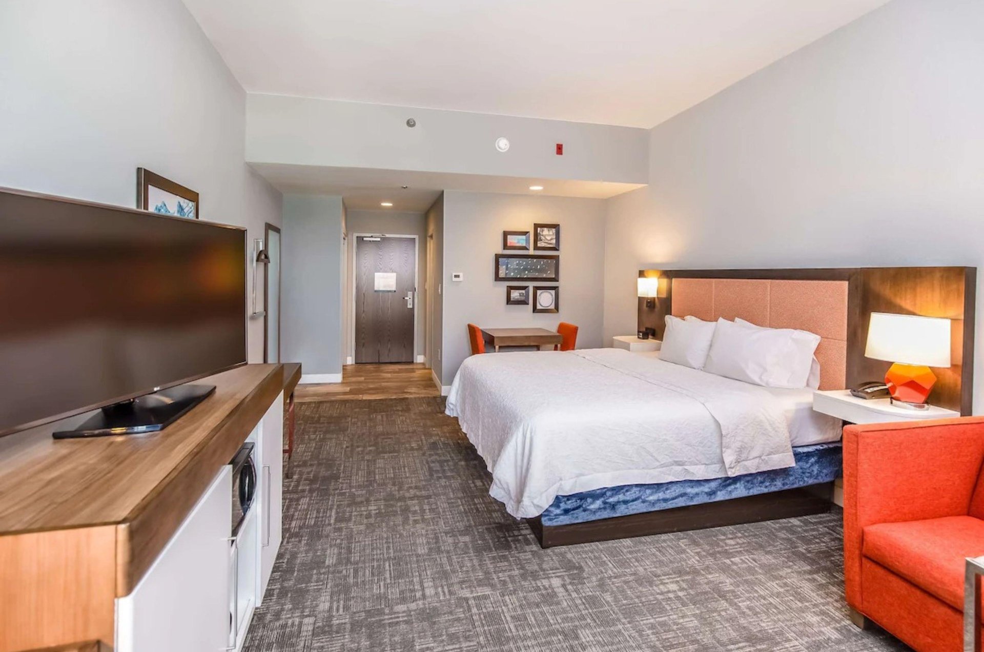 One relaxing, cozy room at Hampton Inn Pensacola Beach
