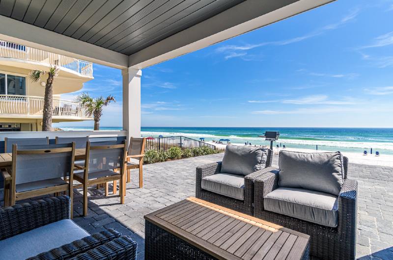 Beautifully furnished patio at Henderson Beach Villas townhomes.
