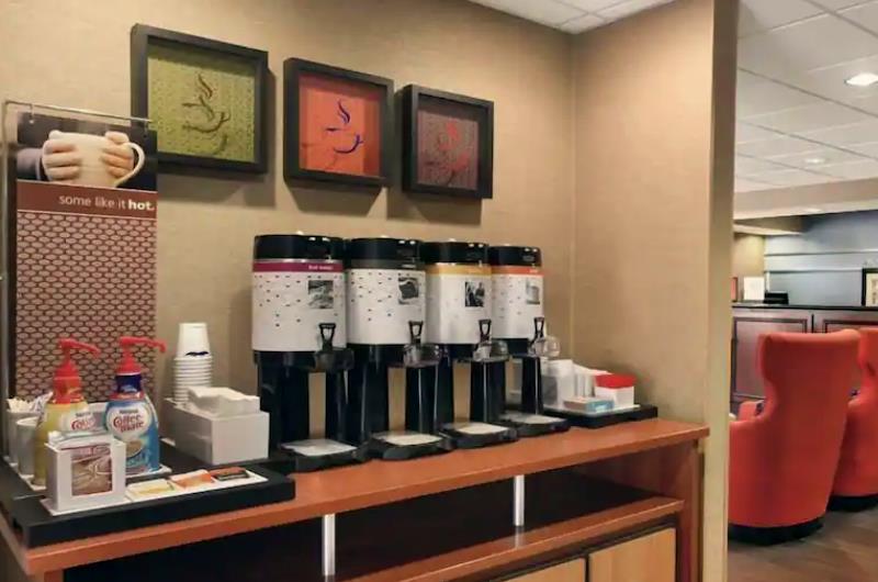 477516 Hampton Inn And Suites Bradenton Historic District  1966 0 202111 5135