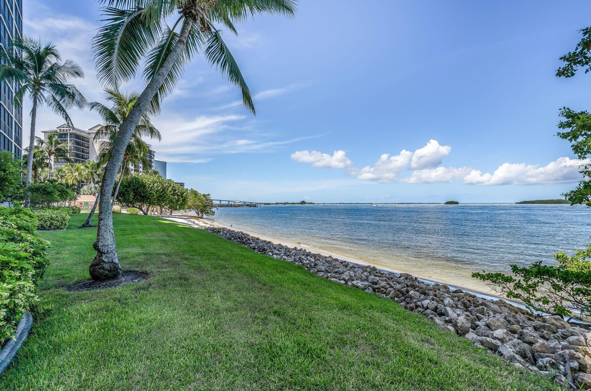 477607 Fort Myers Beach Condo Rentals  1974 0 202311 51314