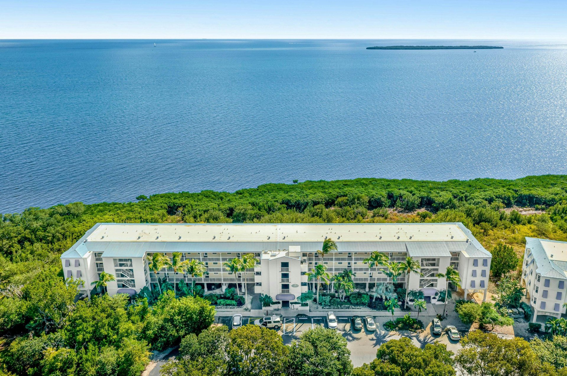 A Key Largo condo community with a sweeping ocean view.