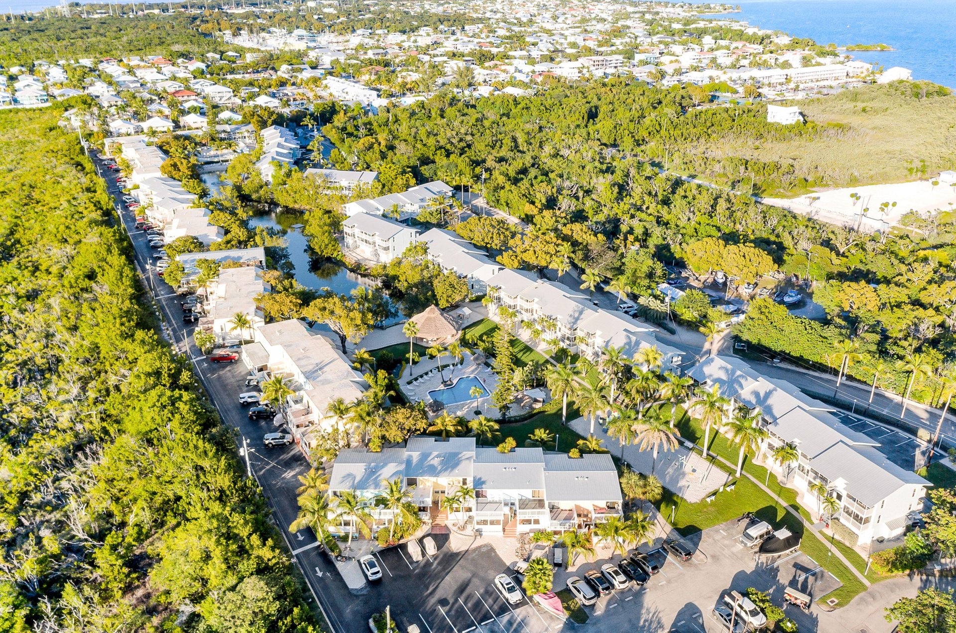 An aerial view of several Key Largo vacation properties.