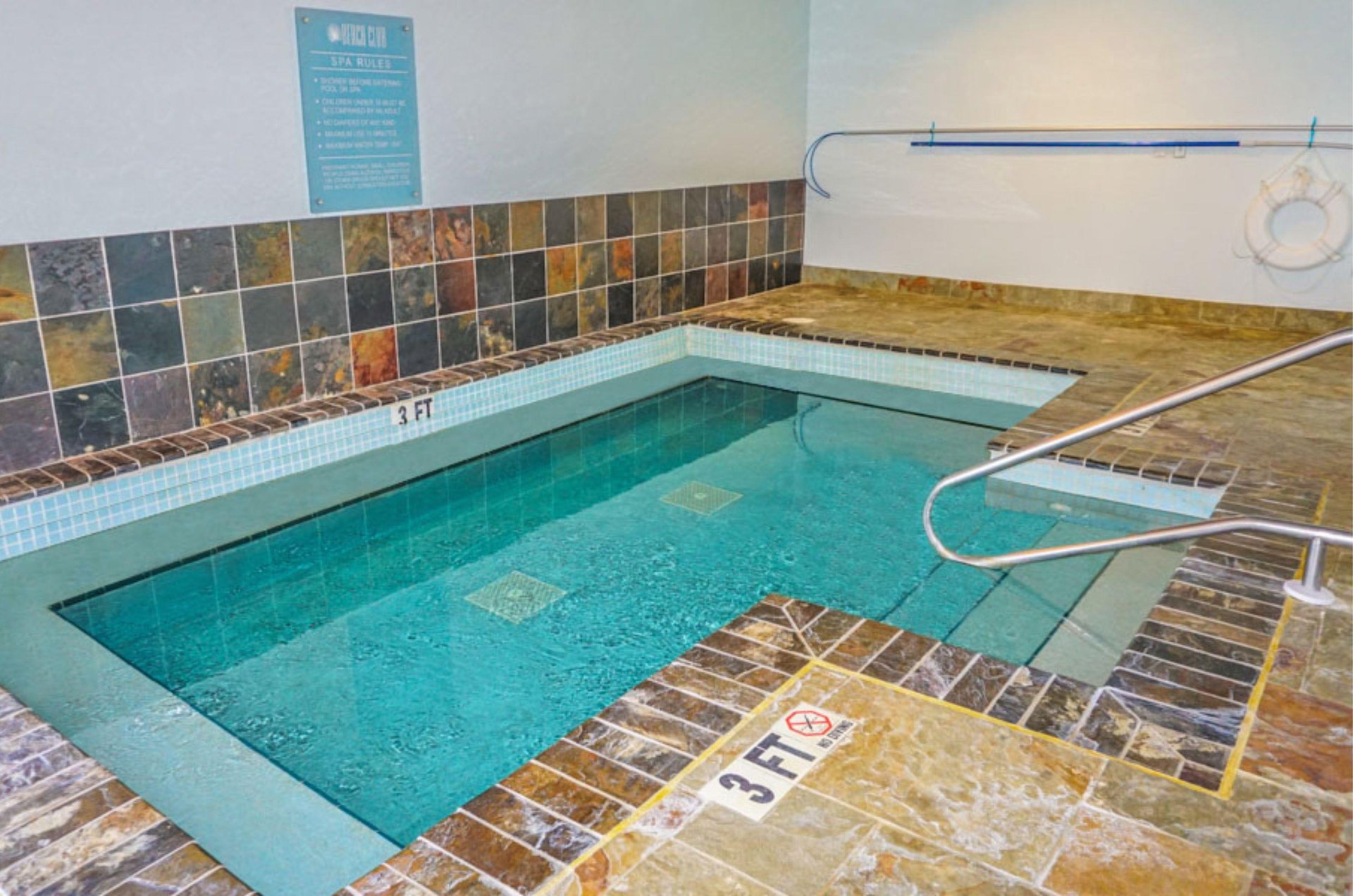 Enjoy Beach Club Resort and Spas indoor hot tub