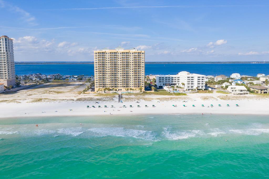 Emerald Isle Condominiums in Pensacola Beach, FL
