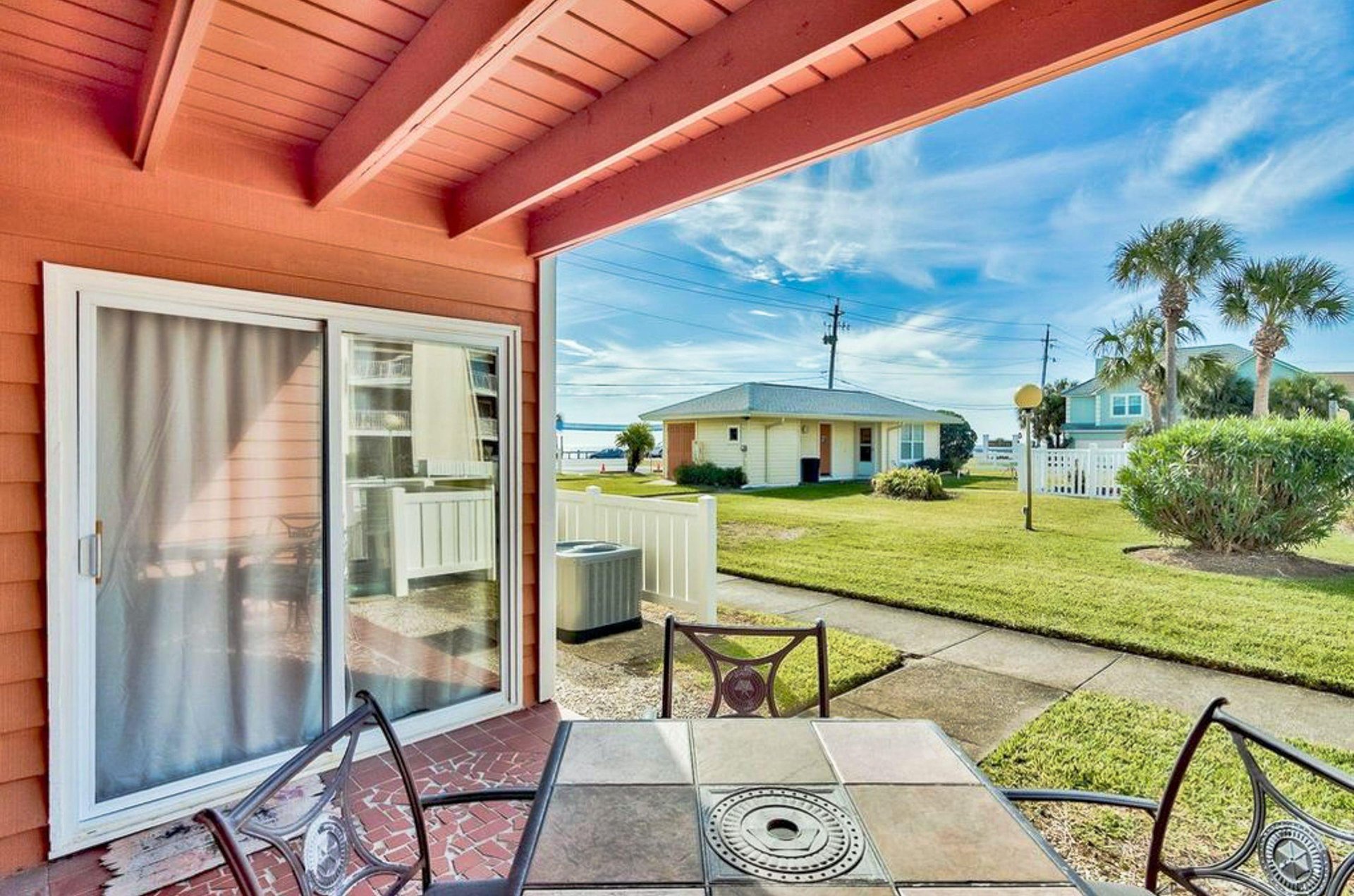 477974 Tradewinds Condos Miramar Beach  1915 0 202310 5134