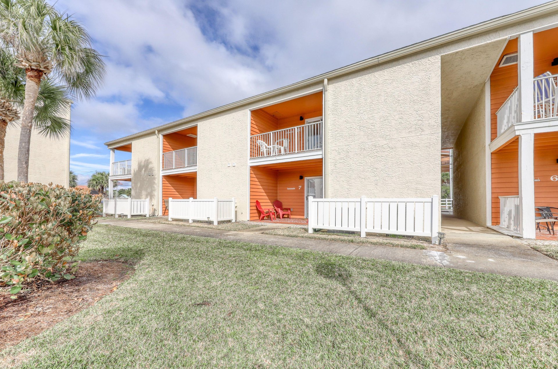 477979 Tradewinds Condos Miramar Beach  1915 0 202310 5139