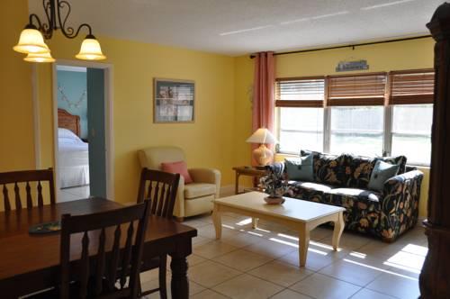 Lido Islander Inn and Suites  Sarasota in Sarasota FL 74