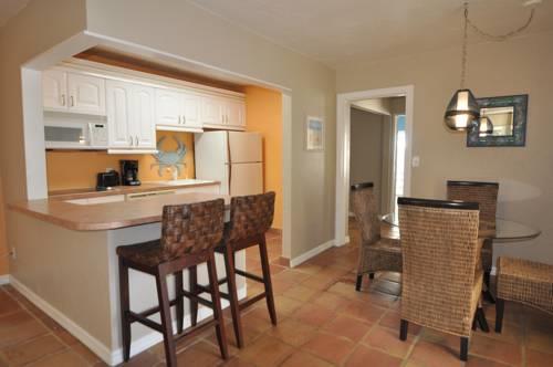 Lido Islander Inn and Suites  Sarasota in Sarasota FL 15