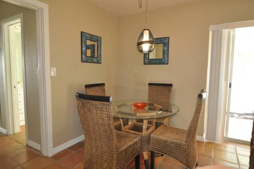 Lido Islander Inn and Suites  Sarasota in Sarasota FL 17