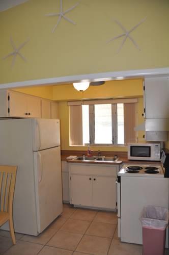 Lido Islander Inn And Suites  Sarasota in Sarasota FL 48