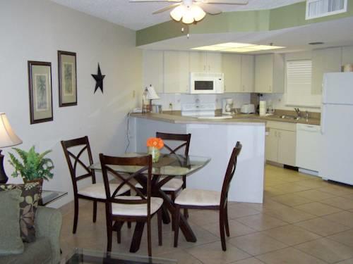 Gulf Strand Resort in St Pete Beach FL 95