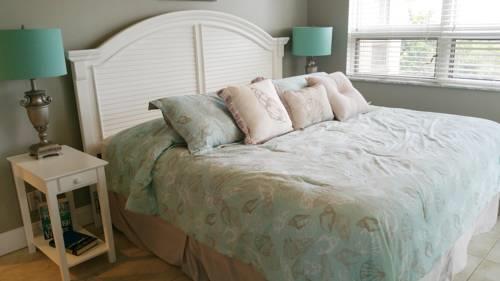 Gulf Strand Resort in St Petersburg FL 34