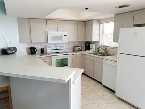 Gulf Strand Resort in St Petersburg FL 43