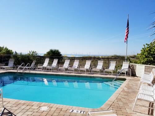 Gulf Strand Resort in St Petersburg FL 57