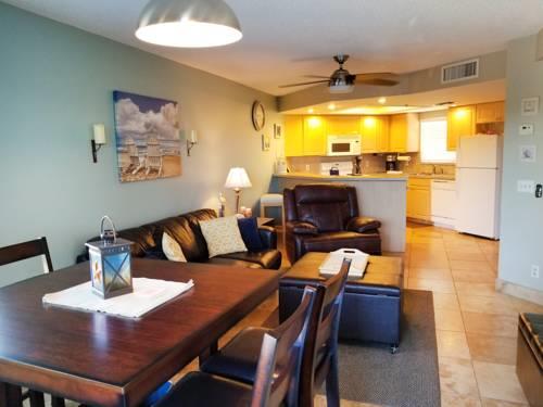 Gulf Strand Resort in St Petersburg FL 76