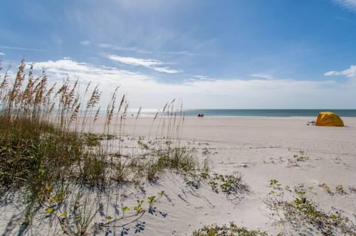 South Beach Condo Hotel in Treasure Island FL 02