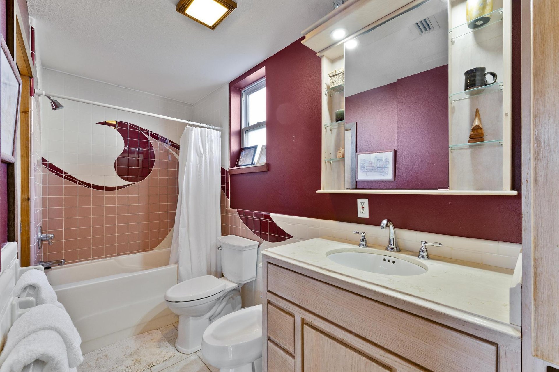 Ariola 107  The Treehouse 10