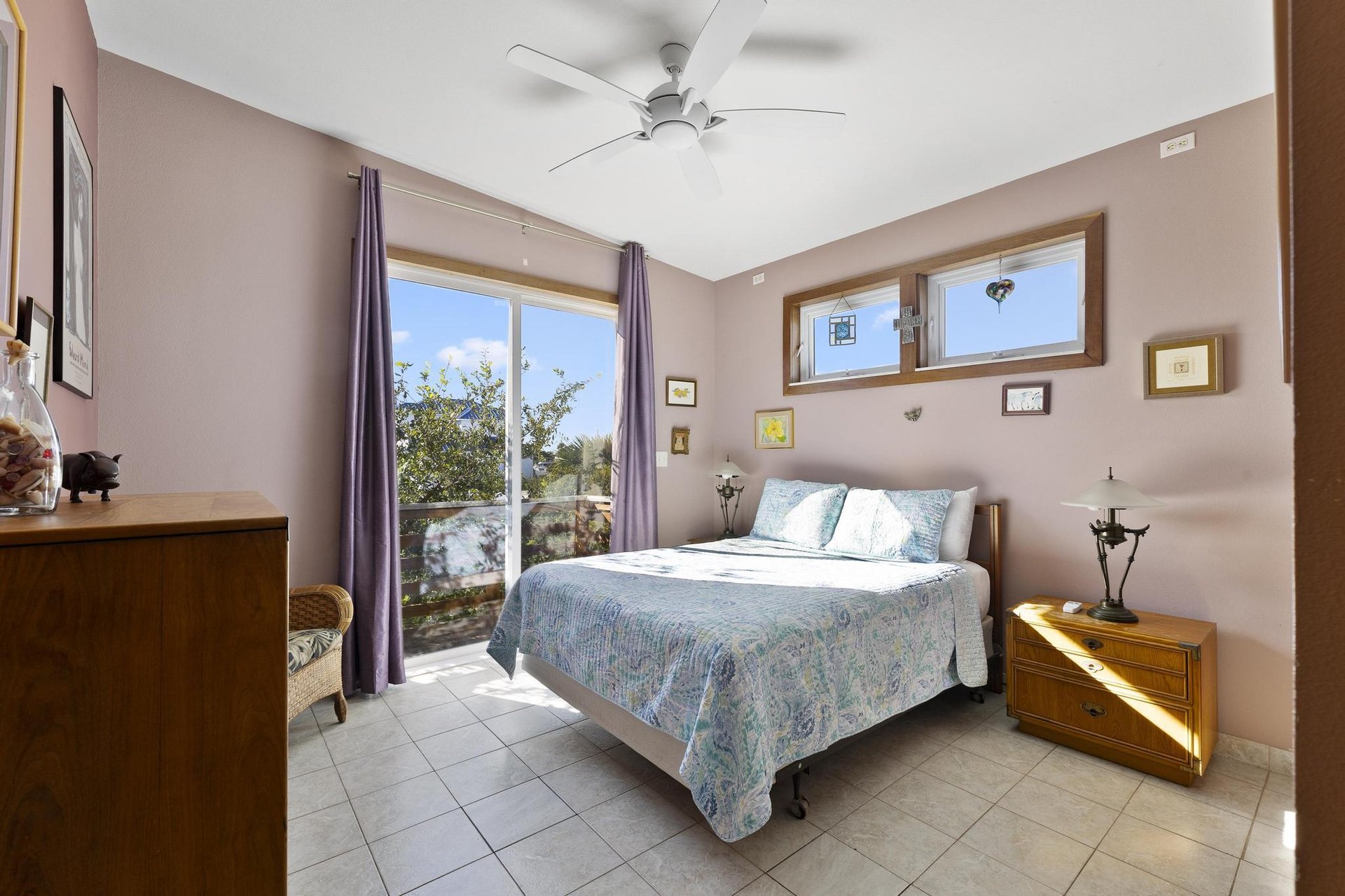 Ariola 107  The Treehouse 11