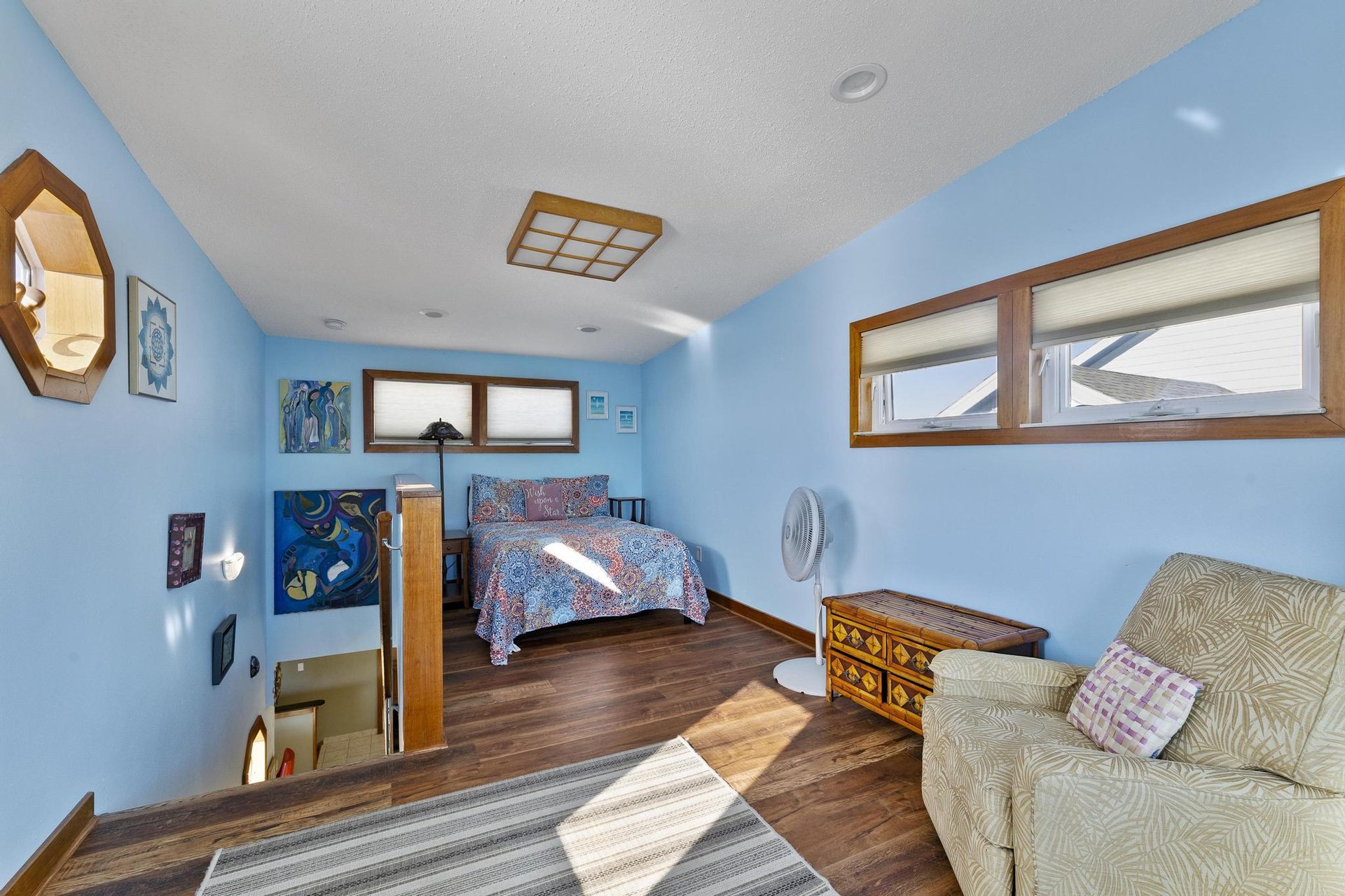 Ariola 107  The Treehouse 12