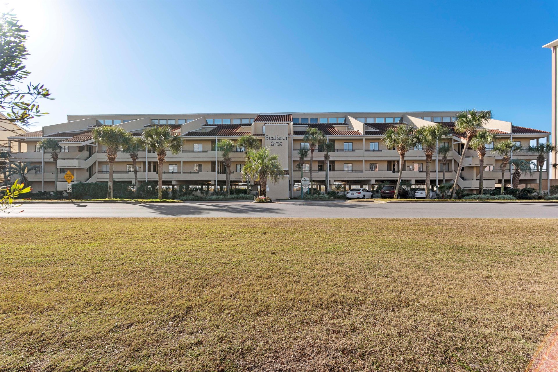 Destin Seafarer 103 30