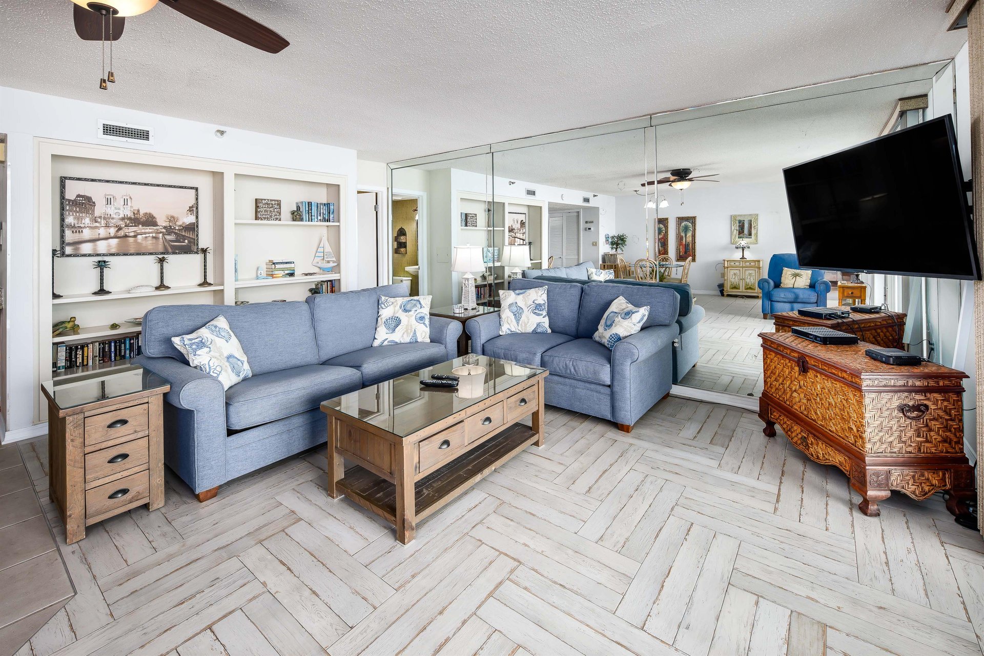 Nautilus Unit 1702 9