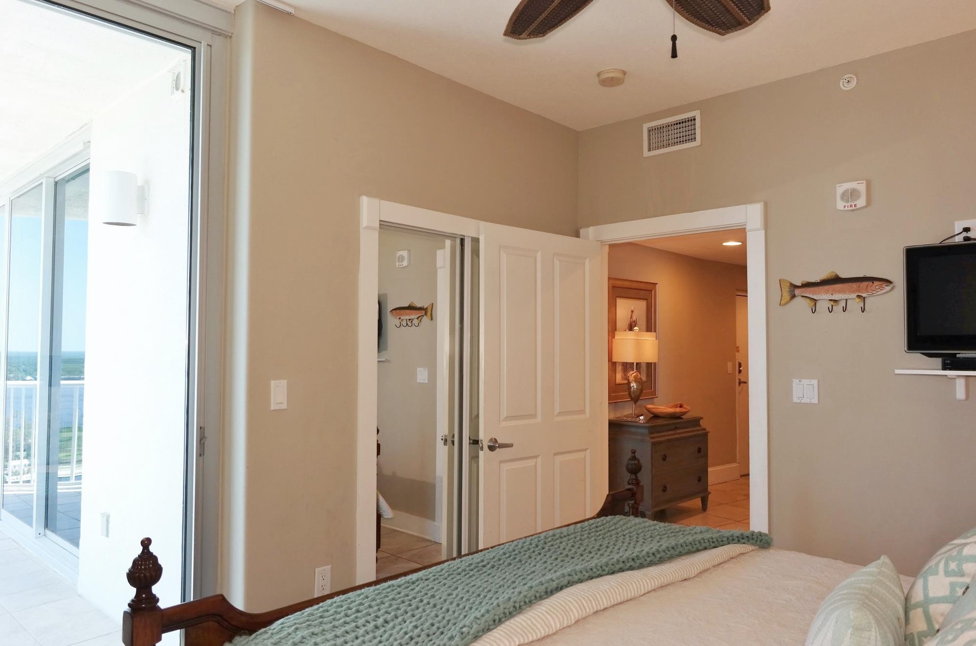 Island Tower 1903 18