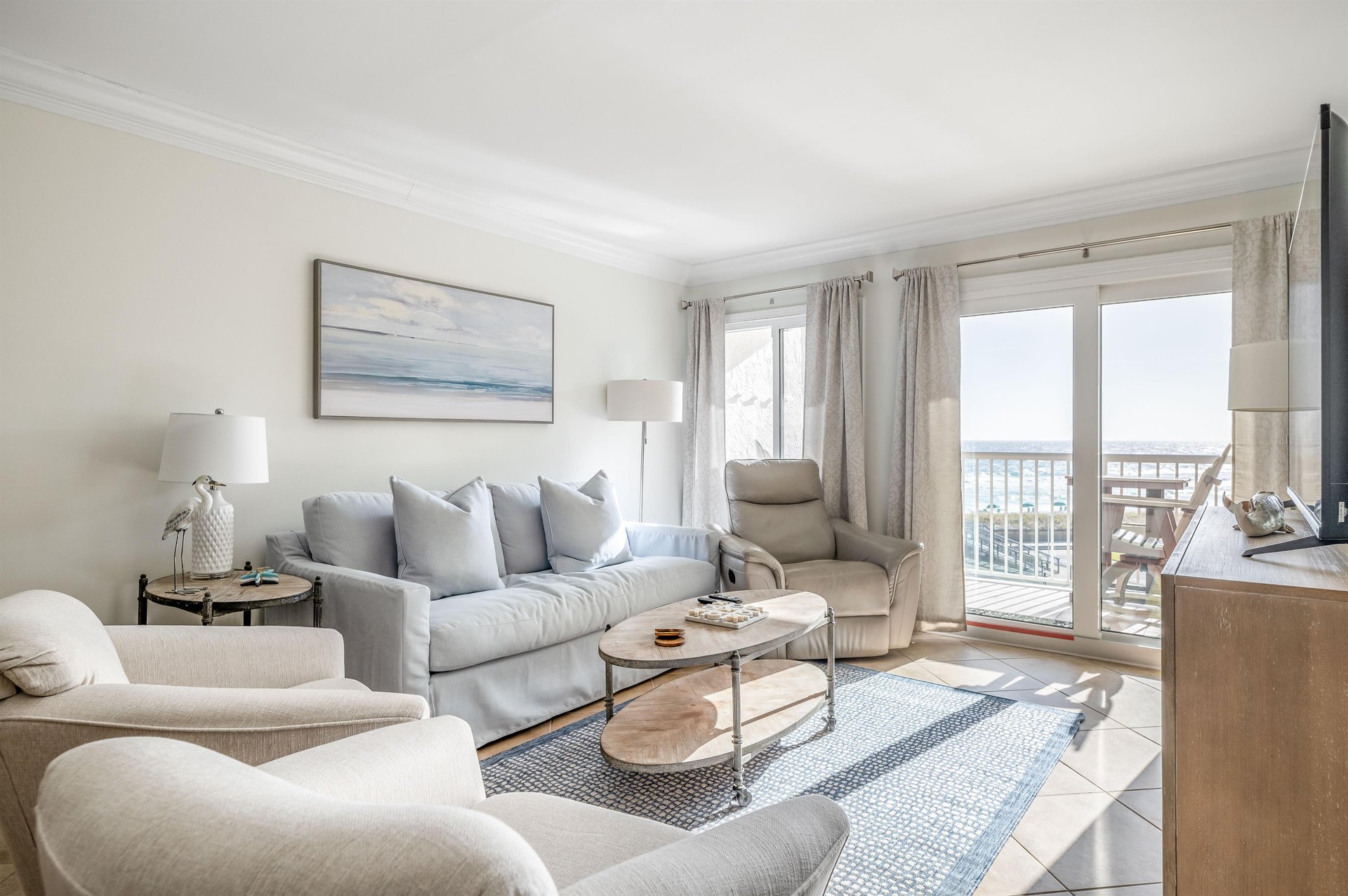 Holiday Surf and Racquet Unit 415 1