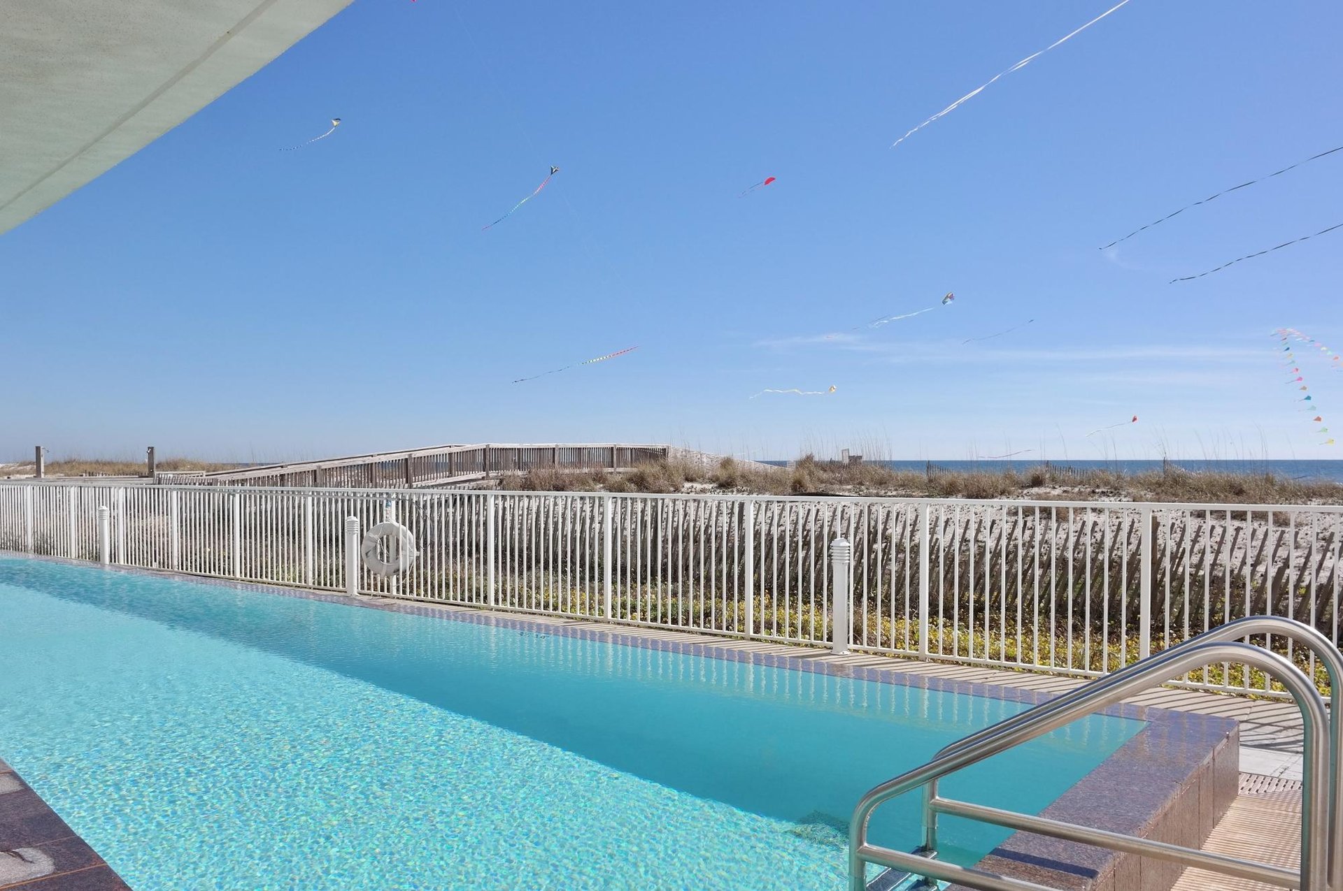 Island Tower 1802 20