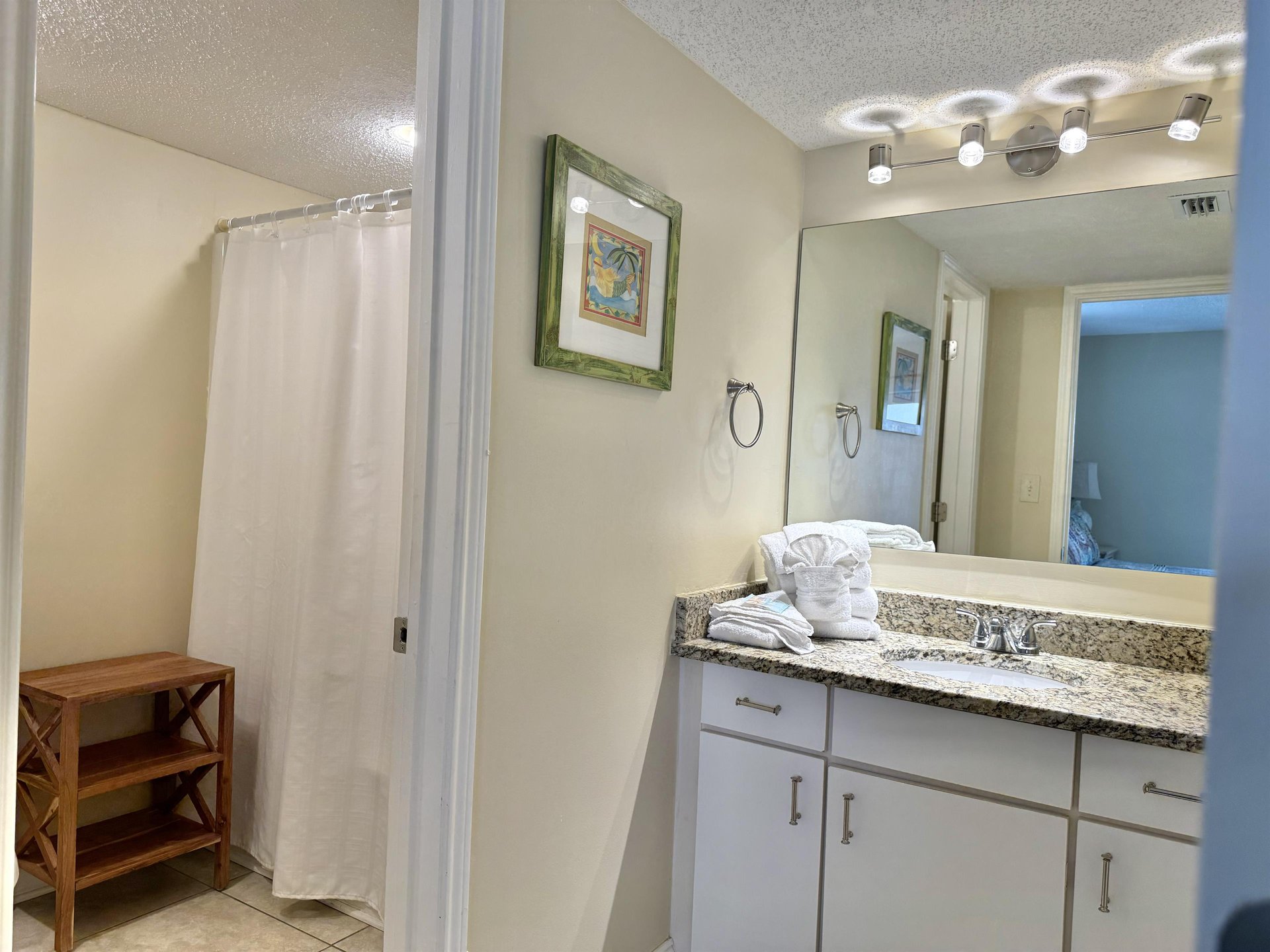 Surf Side Shores 2506 24