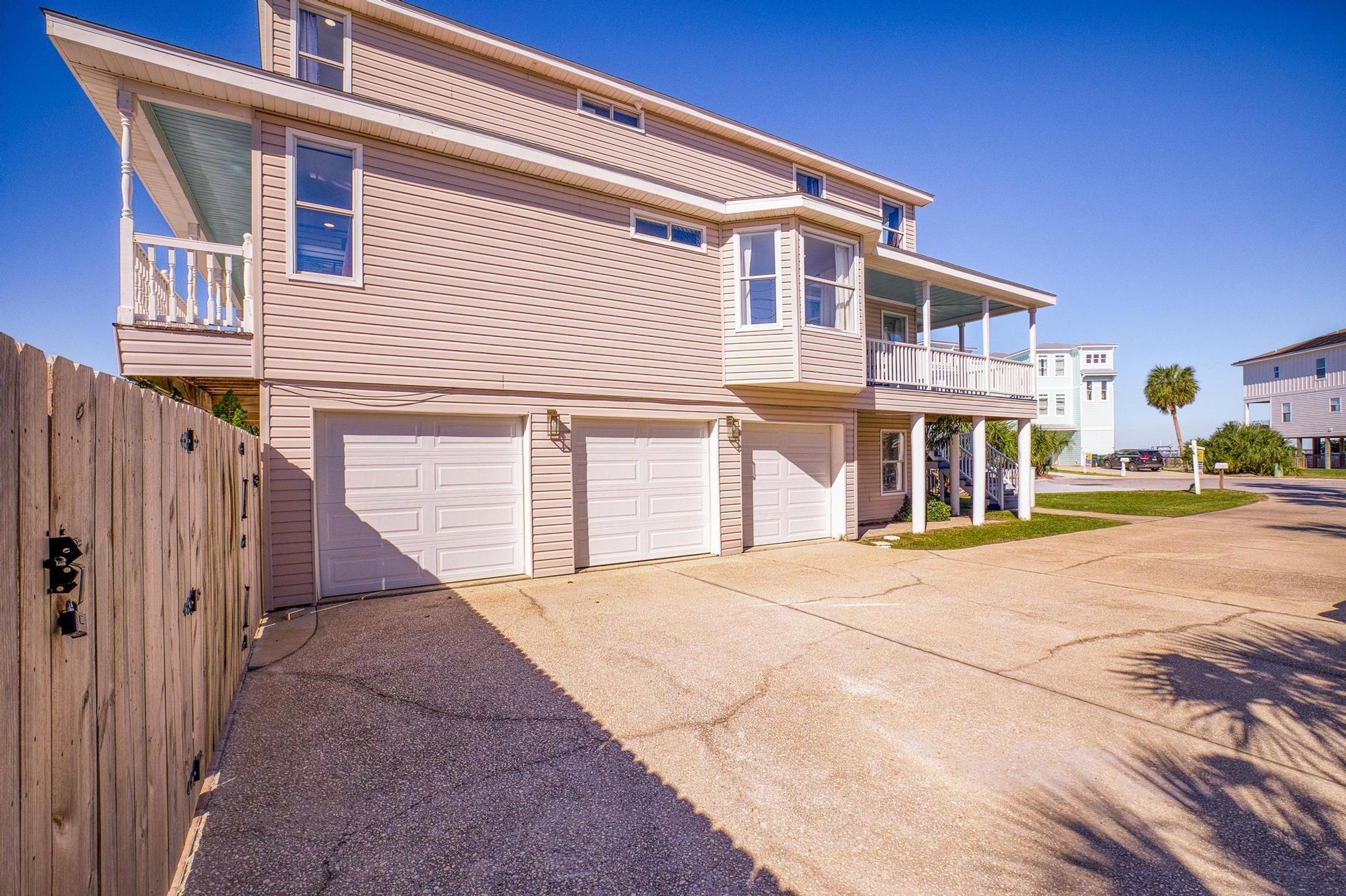 Ensenada Uno 1704  Side Bae 9