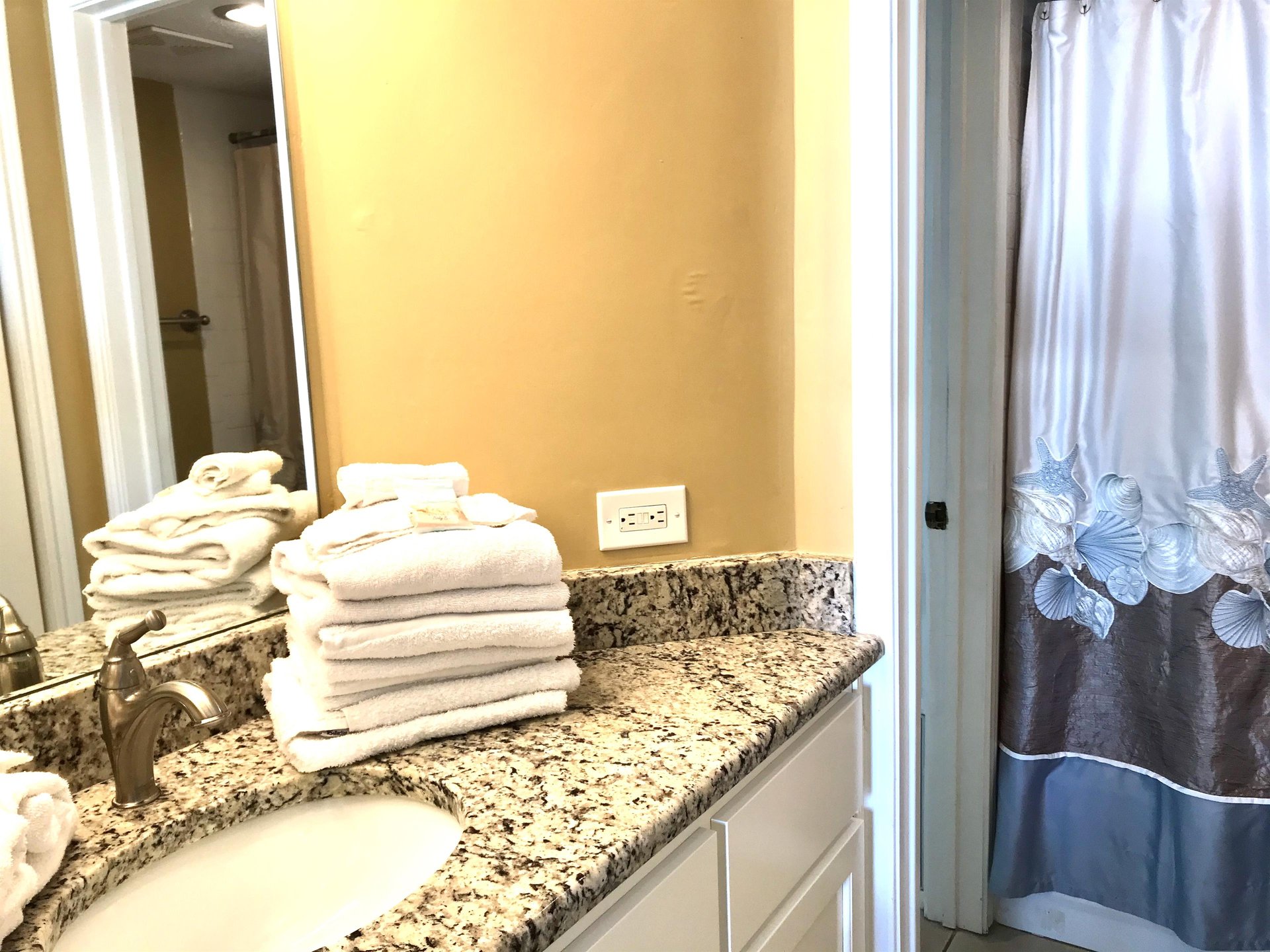 Surf Side Shores 1205 13