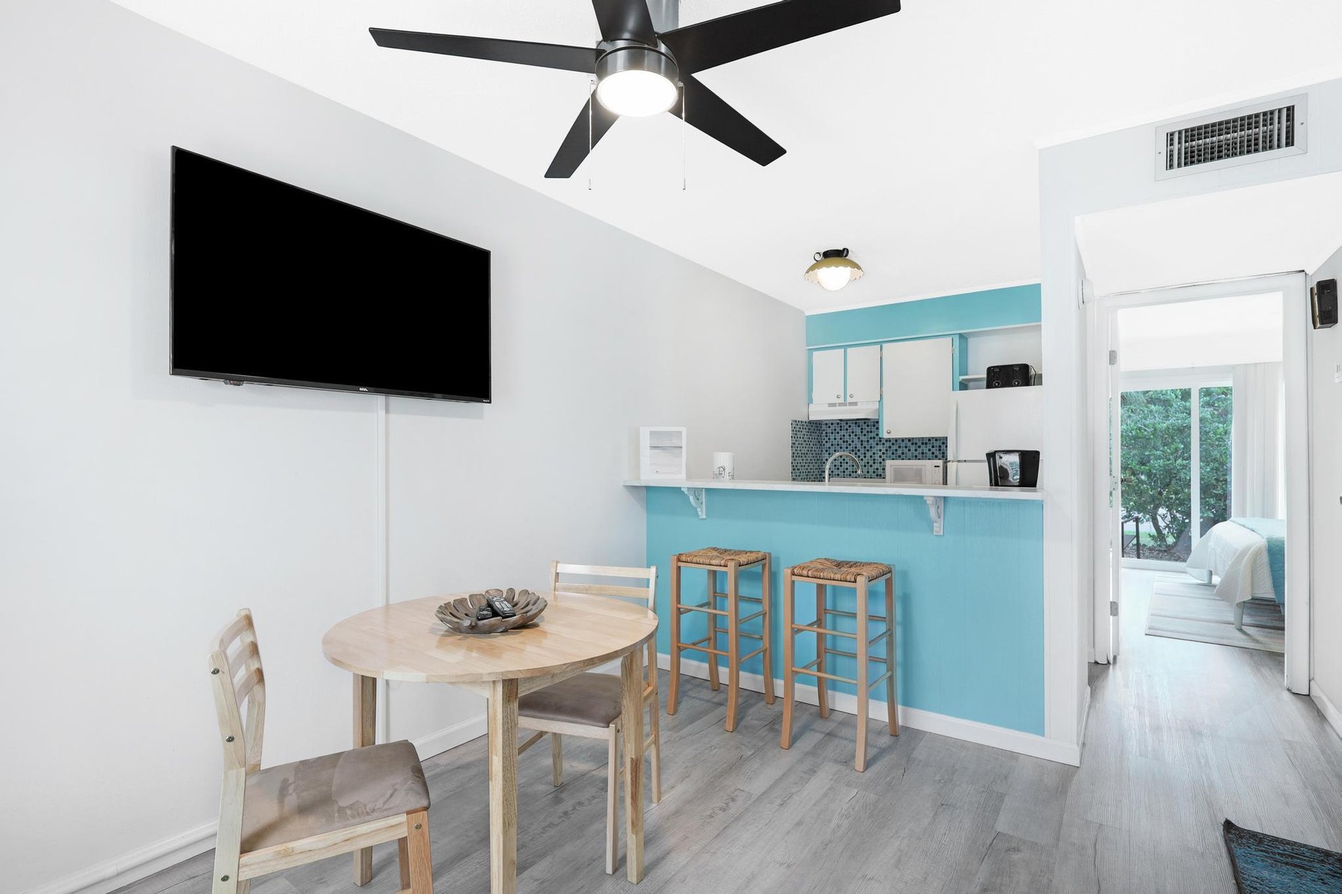 Island Villa Unit 4 7